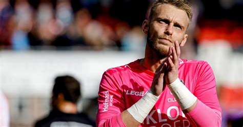 Keeper Jasper Cillessen heeft kind bij Spaanse ex